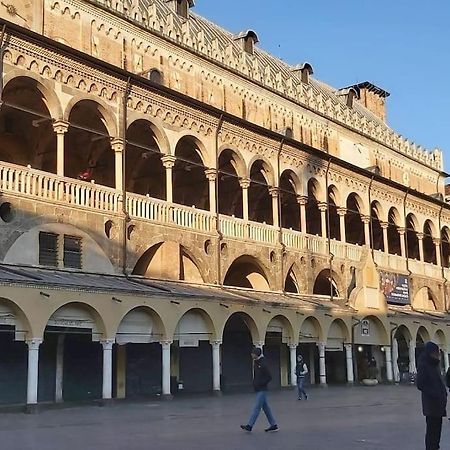 Romantic Studio In The Historical Heart Of Pádua Exterior foto