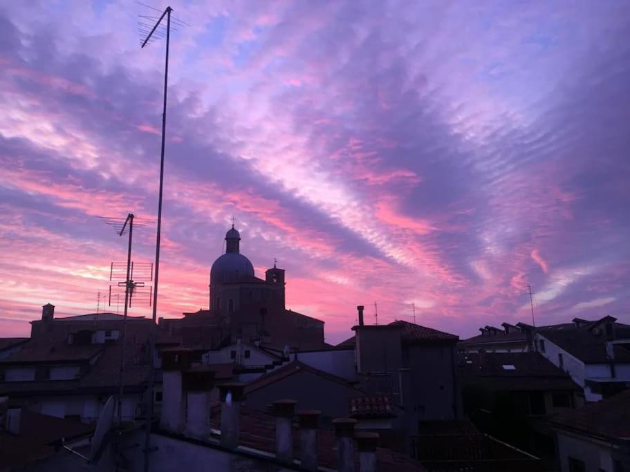 Romantic Studio In The Historical Heart Of Pádua Exterior foto