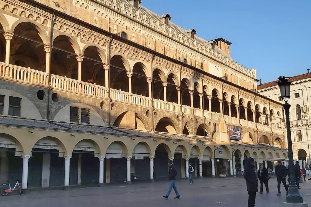 Romantic Studio In The Historical Heart Of Pádua Exterior foto